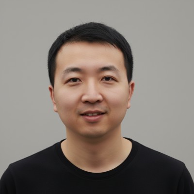 Portrait of Ruochen Ren